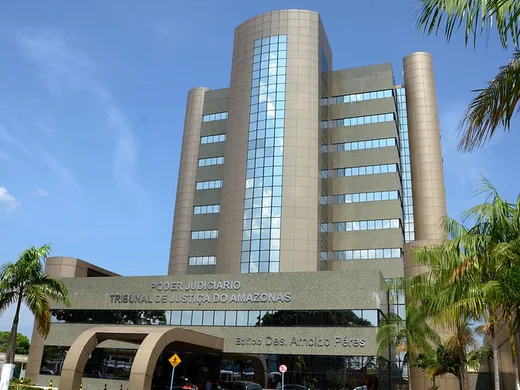Fachada de Tribunal de Justiça do Amazonas