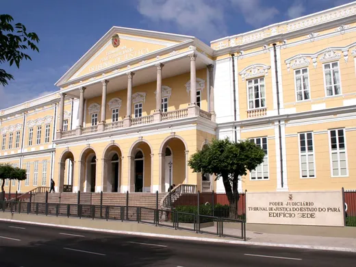 Fachada de Tribunal de Justiça do Pará
