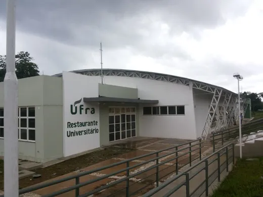 Fachada de Univ. Federal Rural da Amazônia