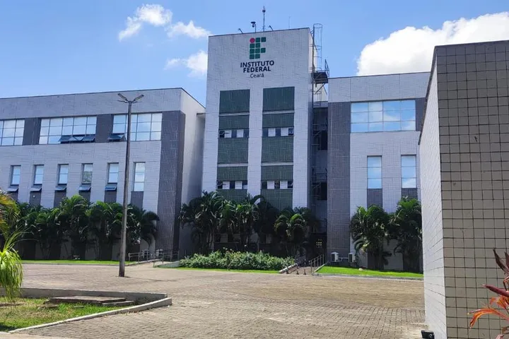Reforma da climatização VRF na Reitoria do IFCE